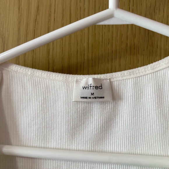 Wilfred V beck Ruffle crop top - Picture 2 of 3